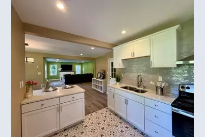 16002 Lakeside Road, Union Pier, MI 49129 - Photo 21