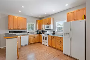 340 64th Ave N, Coopersville, MI 49404 - Photo 7