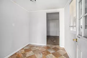 1005 E Front St, Buchanan, MI 49107 - Photo 7