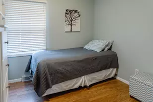 1012 Calvary Ave NW, Grand Rapids, MI 49504 - Photo 17