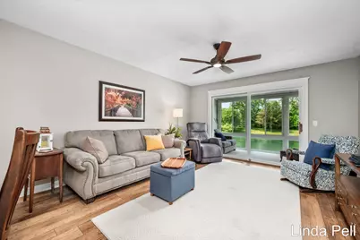 179 Laurelwood Court SW, Grand Rapids, MI 49548 - Photo 9