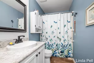 179 Laurelwood Ct SW, Grand Rapids, MI 49548 - Photo 17