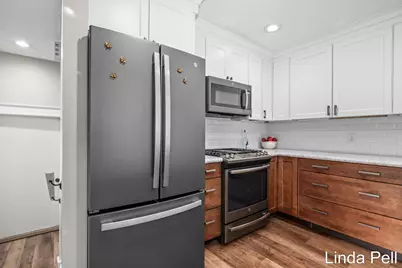 179 Laurelwood Court SW, Grand Rapids, MI 49548 - Photo 5