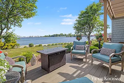 142 Viridian Drive, Muskegon, MI 49440 - Photo 5