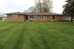 2595 Yargerville Rd, La Salle, MI 48145 - Photo 3