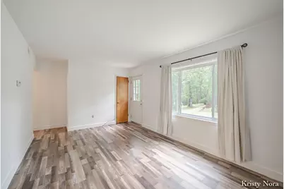 4329 Laura Street NW, Comstock Park, MI 49321 - Photo 3