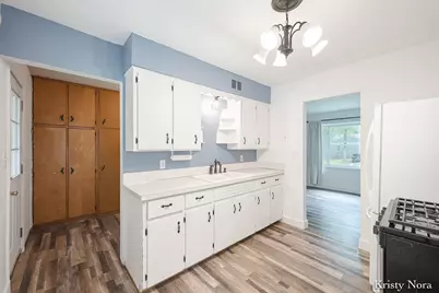4329 Laura Street NW, Comstock Park, MI 49321 - Photo 5