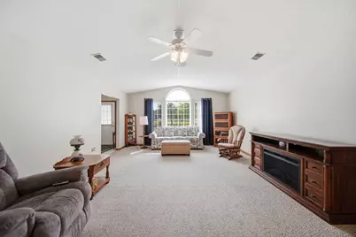 2503 Lakewood Drive, Adrian, MI 49221 - Photo 3