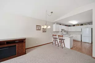 2503 Lakewood Dr, Adrian, MI 49221 - Photo 5