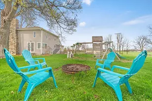 975 Elliott Rd, Fowlerville, MI 48836 - Photo 7