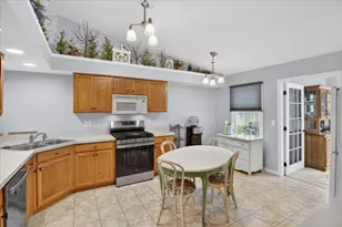 729 Clark St, Tecumseh, MI 49286 - Photo 11