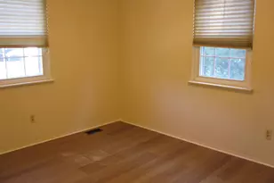 3238 Alpine Dr, Ann Arbor, MI 48108 - Photo 9