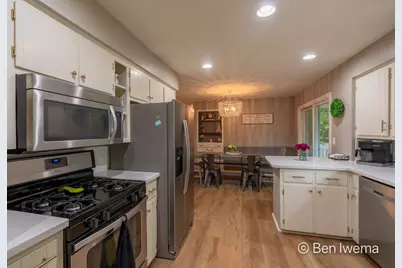 6900 Mildred Avenue SE, Grand Rapids, MI 49508 - Photo 11