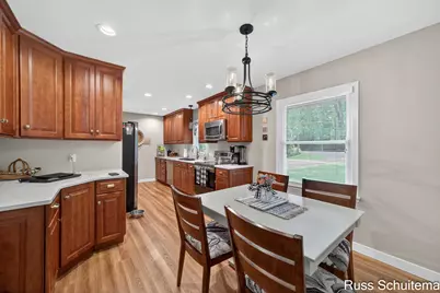 18270 N Fruitport Road, Spring Lake, MI 49456 - Photo 11
