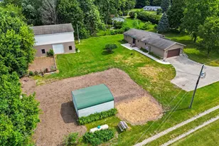 69728 Calvin Center Rd, Cassopolis, MI 49031 - Photo 25