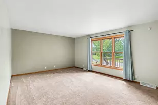 410 Presidential Dr, Battle Creek, MI 49037 - Photo 3