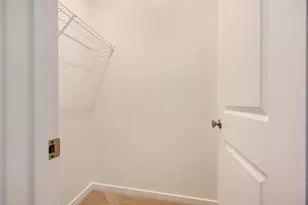 9625 Sapphire Ln, Portage, MI 49002 - Photo 15