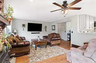 8149 Rattle Run Rd, Columbus, MI 48063 - Photo 9