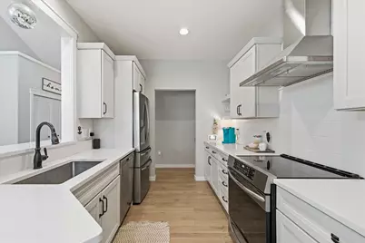 108 E Henry Street #802, Saline, MI 48176 - Photo 17