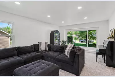 6670 Pleasantview Drive, Portage, MI 49024 - Photo 5