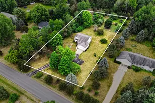 4050 Rector St NE, Rockford, MI 49341 - Photo 3