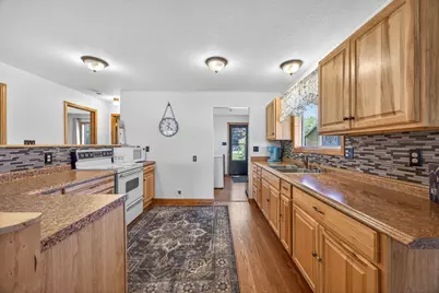 2864 Pleasant Lake Shore Drive, Cadillac, MI 49601 - Photo 9