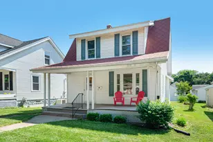 1012 Powers Ave NW, Grand Rapids, MI 49504 - Photo 1