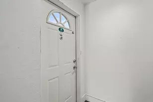 328 Butler Ct, Marshall, MI 49068 - Photo 3