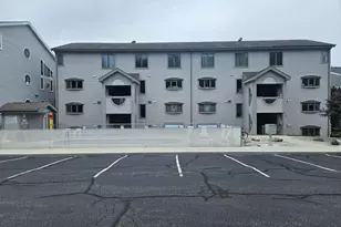 317 5th Ave, Manistee, MI 49660 - Photo 1
