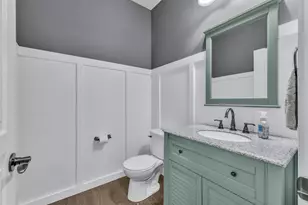 8377 Lindsey Ln, Canton, MI 48187 - Photo 13