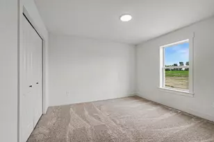 5686 Landrum Trl, Portage, MI 49024 - Photo 17