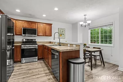 3079 Ledgestone Place NE, Grand Rapids, MI 49525 - Photo 7