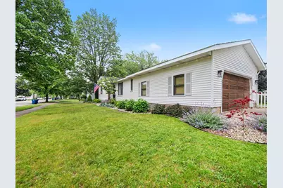 1202 Woodlawn Avenue, Grand Haven, MI 49417 - Photo 29