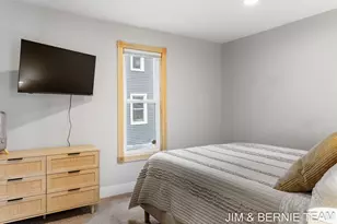 124 E 17th St, Holland, MI 49423 - Photo 17