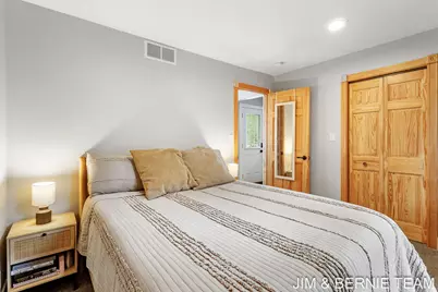 124 E 17th Street, Holland, MI 49423 - Photo 19