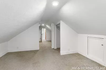 124 E 17th Street, Holland, MI 49423 - Photo 29