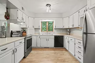 2985 W Kirby Rd, Battle Creek, MI 49017 - Photo 11