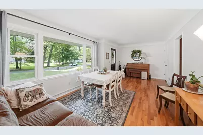 228 McConnell Drive, Jackson, MI 49201 - Photo 9