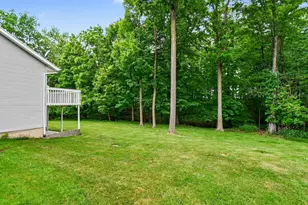 6920 Beechwood Dr, Saranac, MI 48881 - Photo 29