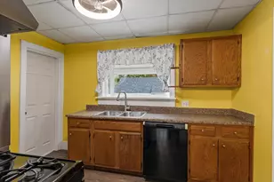 413 S 15th St, Niles, MI 49120 - Photo 9