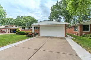 32973 Grennada St, Livonia, MI 48154 - Photo 3