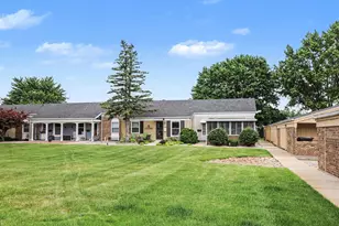 689 Carriage Ln, Jenison, MI 49428 - Photo 1