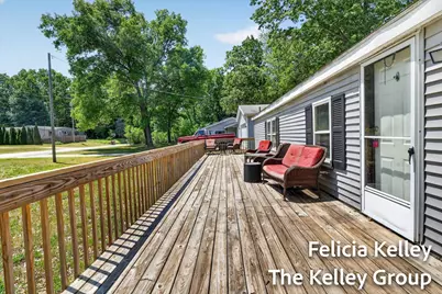 17158 Seneca Court, Howard City, MI 49329 - Photo 5