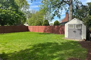 21203 River Rd, Grosse Pointe, MI 48236 - Photo 35