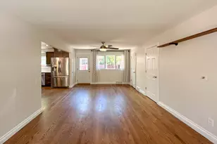 21203 River Rd, Grosse Pointe, MI 48236 - Photo 13