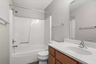 2977 Englewood Ave SE, Grand Rapids, MI 49508 - Photo 11