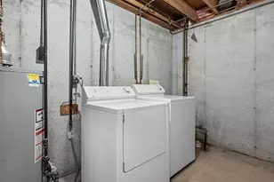 2977 Englewood Ave SE, Grand Rapids, MI 49508 - Photo 15
