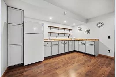 4656 Cinema Avenue NE, Grand Rapids, MI 49525 - Photo 33