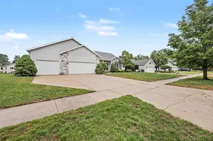 4656 Cinema Ave NE, Grand Rapids, MI 49525 - Photo 5