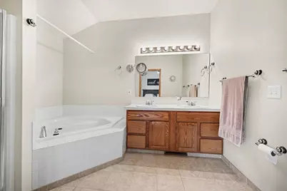 4656 Cinema Avenue NE, Grand Rapids, MI 49525 - Photo 25
